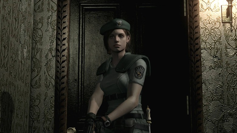 Jill Valentine egy ajtó előtt áll 