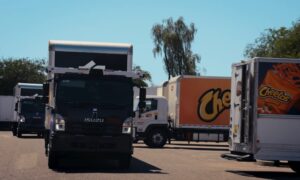 A PepsiCo vezető nélküli teherautó-flottát telepít Doritos és italok szállítására három államban
