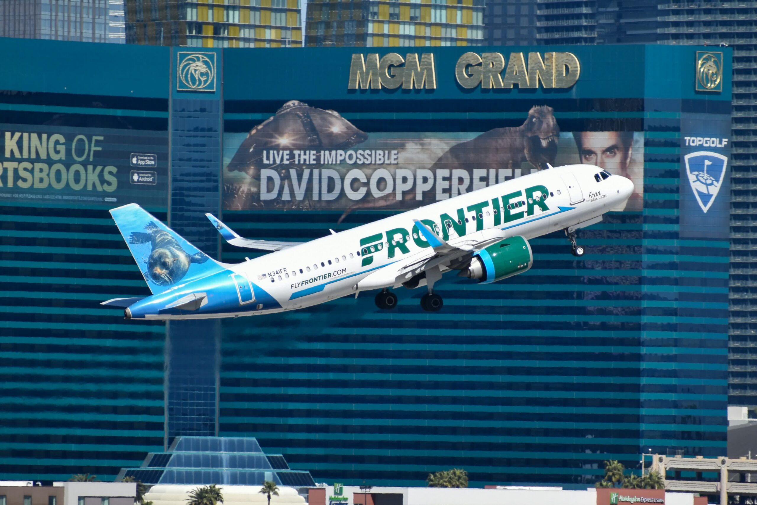 Frontier Airlines is leaking your passport and credit card details from a boarding pass
