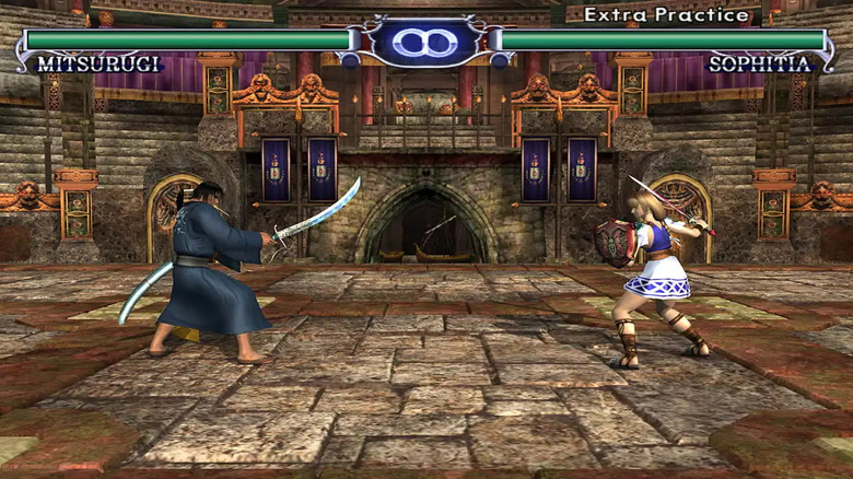 Mitsurugi Soulcalibur II-ben kivont kardokkal néz szembe Sophitiával