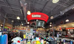 A GameStop több pénzt keres a Pokemon kártyákkal, mint a videojátékokkal