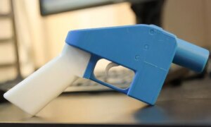 Bíró szerint az ATF nem tudja eldönteni, hogy egy 3D-nyomtatott műanyagdarabból mikor lesz legálisan lőfegyver