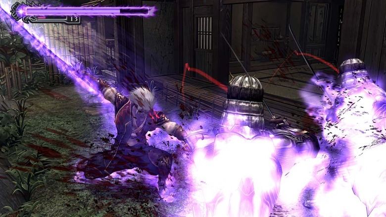 Egy átalakult Jubei Yagyu lila energiával csap le ellenségeire az Onimusha 2: Samurai's Destiny játékban