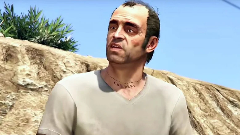 Trevor Philips fehér pólót visel a GTA V-ben
