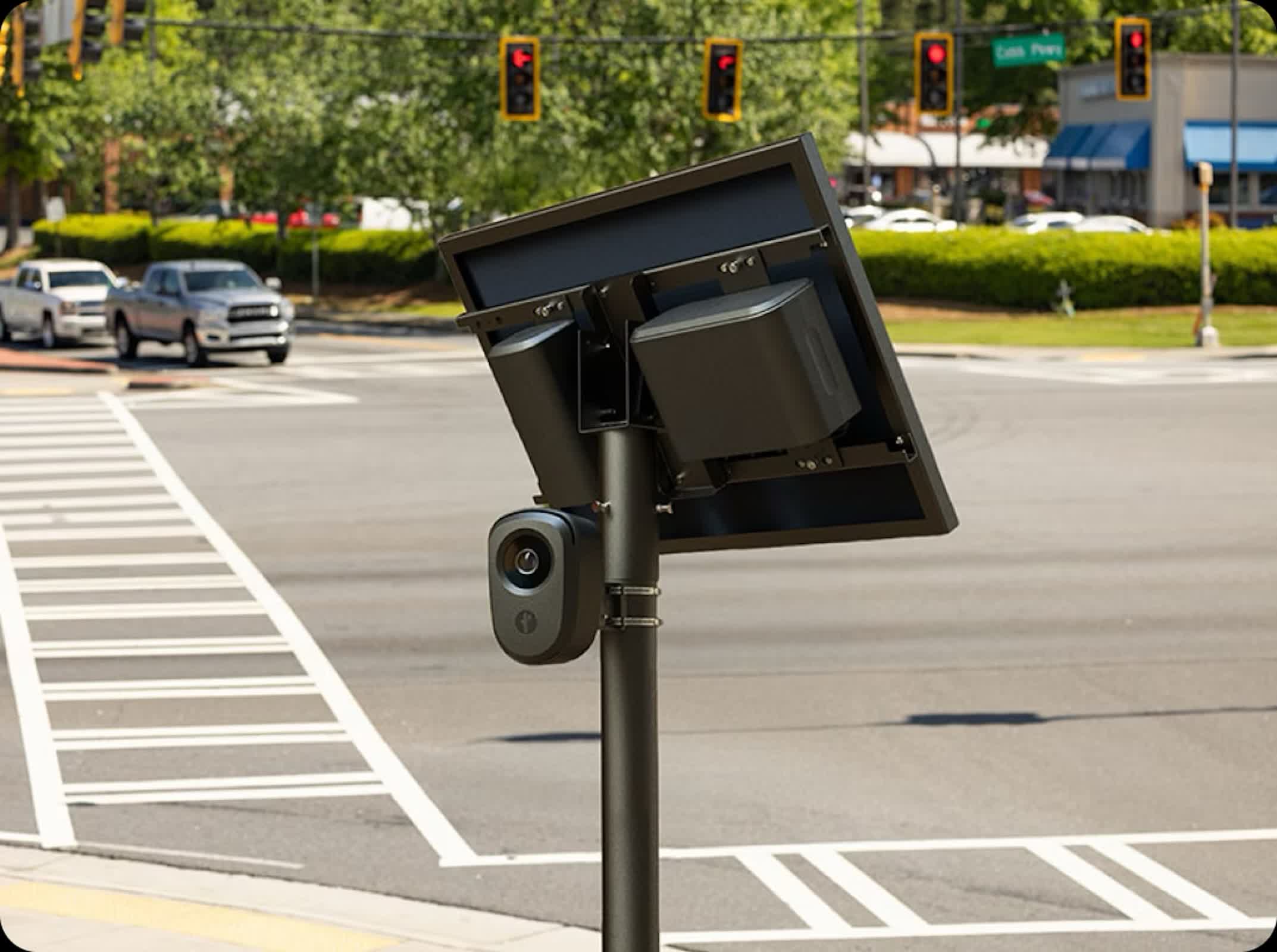 Florida police used a fake Flock camera in a sting, then charged a man with three felonies for destroying it