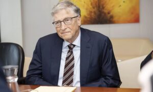 Bill Gates szerint a technológiai vezetők magánkívül rettegnek az AI-tól, de nyilvánosan nem mondják ki