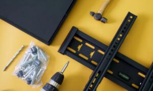 Hogyan ellenőrizheti a TV-készülék VESA-rögzítési méretét