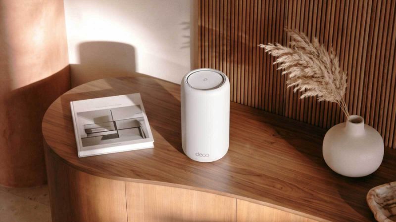 A TP-Link bemutatja a Wi-Fi 8 routereket, de az Egyesült Államokban való megjelenés nem egyértelmű 2 A TP-Link Wi-Fi 8 router a Deco 8 Ultra mesh egység mellett látható az IFA Berlinben