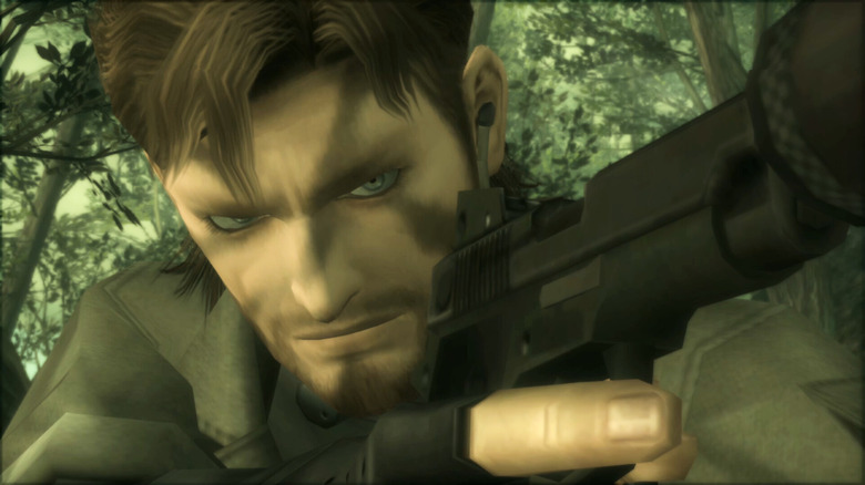 A Solid Snake egy pisztolyt céloz meg a Metal Gear Solid 3: Snake Eater játékban