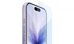 Az Apple új hardverfőnöke szerint az iPhone-okon használt képernyővédő védőfóliák láttán felpörög a bőre.