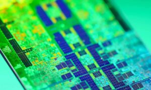 Az Acer vezérigazgatója szerint 2027-re eshetnek a PC-k árai, és azzal vádolja a riválisokat, hogy haszonszerzés céljából fejik a RAM-hiányt
