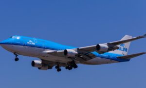 A KLM egyik járata megfordult, miután kigyulladt egy power bank, és a légitársaság volt vezérigazgatójáé volt