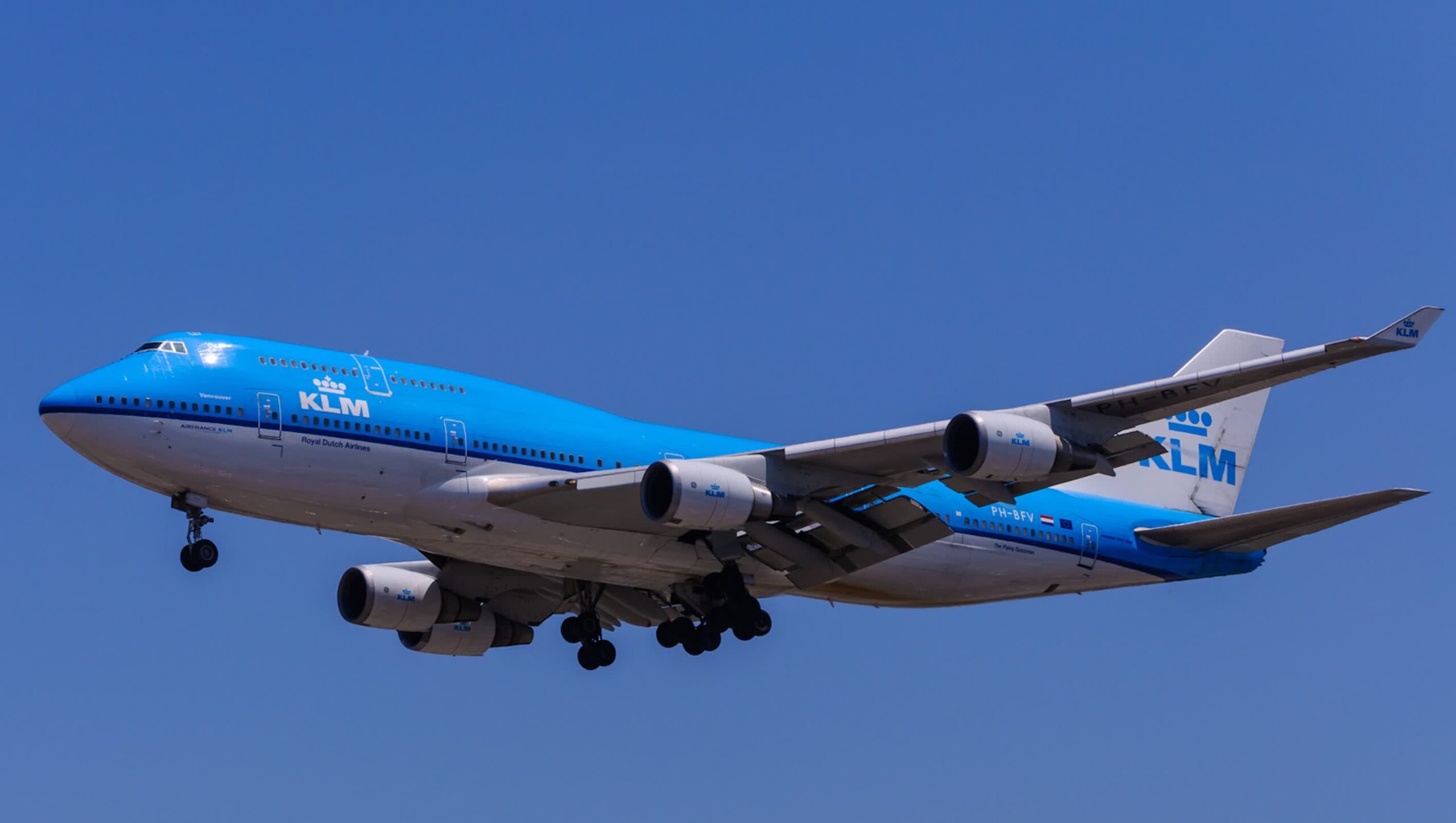 A KLM flight turned around after a power bank caught fire, and it belonged to the airline