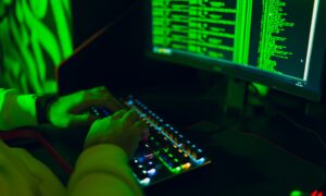 A Microsoft megszünteti az EvilTokens adathalász szolgáltatást, amely mesterséges intelligencia segítségével bányászta a feltört postaládákat fizetési csalás miatt