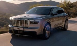A Bentley első elektromos autója egy 375 mérföldes luxusterepjáró, amely 2,8 másodperc alatt gyorsítja fel a 60 mérföld/órás sebességet