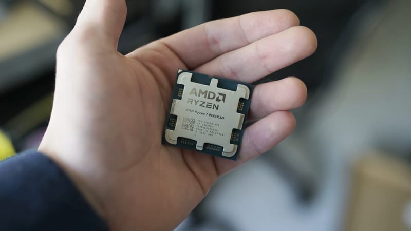 A Kaleidescape Compact Terra Prime 246 TB filmtárat tartalmaz 1 Kaleidescape Compact Terra Prime 246TB SSD médiakiszolgáló egység házimozihoz