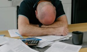 A kilencéves gyerek 118 000 dollárt költ apja vállalati hitelkártyájára YouTube-csatornájának reklámozására