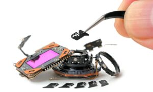 Az iPhone 18 Pro lebontása kiemeli a mechanikus kamerarekeszt és a jelentős hőkezelési átalakítást
