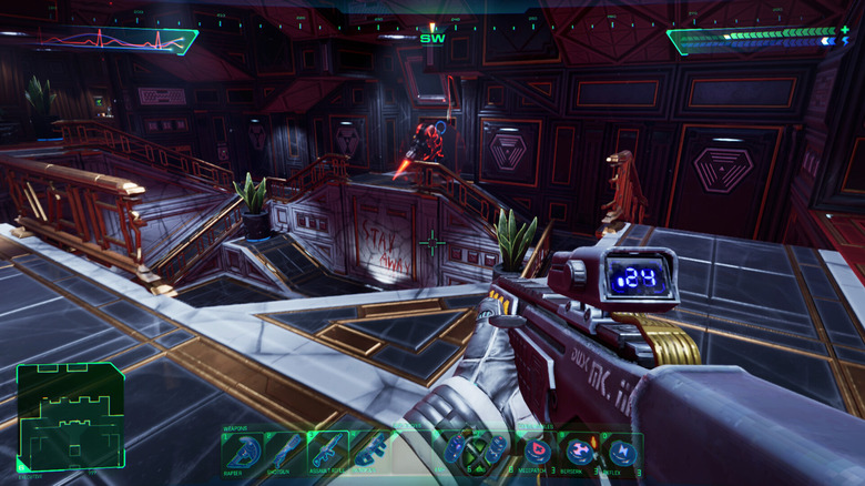 A System Shock játékos egy folyosón navigál ellenségekkel