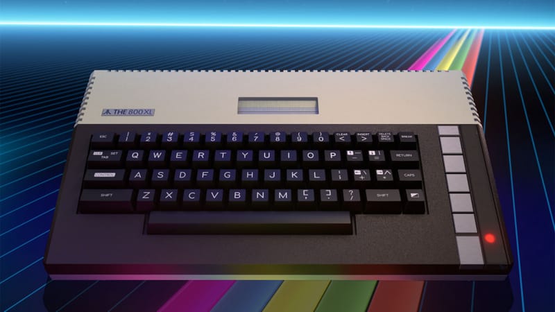 Atari 800XL remake számítógép klasszikus bézs színű tokban, mechanikus billentyűzettel