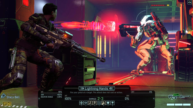 Egy mesterlövész egy idegen katonát vesz célba az XCOM 2-ben