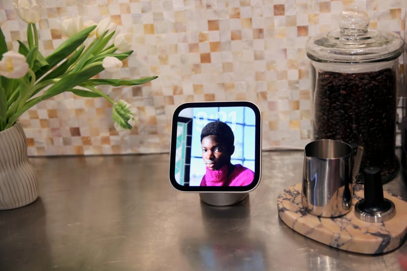 Az Apple végre kiépíti saját intelligens otthoni hardverkínálatát 2 Apple Home Collection intelligens zár, kamera és csengő együtt