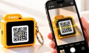 A Foldra Pocket Cloud Server illik a fájlmegosztáshoz egy kulcstartón