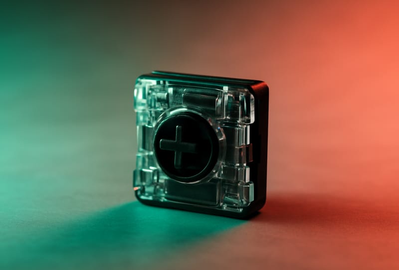 Gateron Low Profile Silent Black mechanical keyboard switch with clear top housing