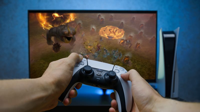 PlayStation 5 konzol, amely az új PS5 Relapse jailbreak firmware exploitját képviseli