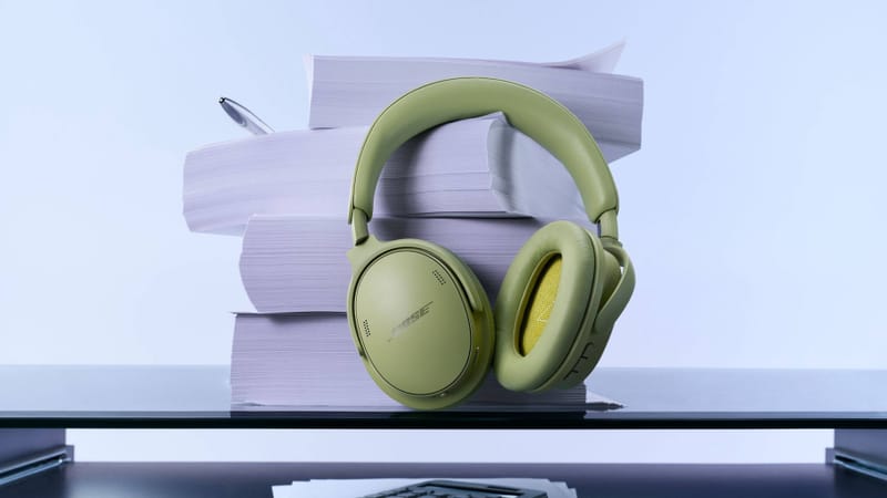 Bose Gaming Headset főbb frissítésként 1 Bose fejhallgató az íróasztalon, egy lehetséges jövőbeli Bose gaming fejhallgató